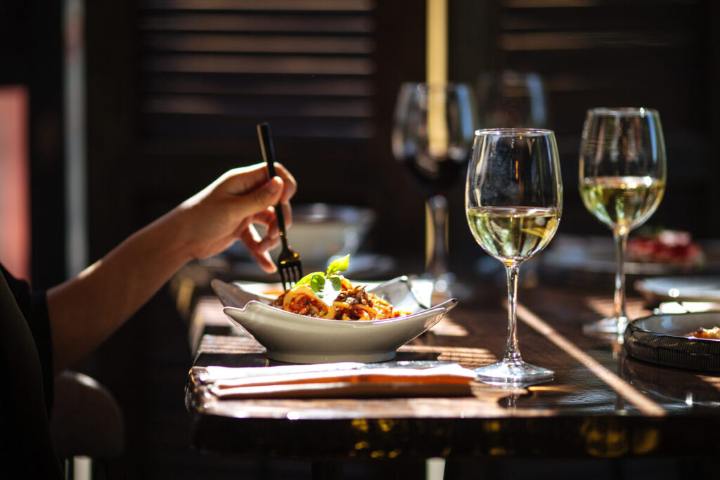 A Foodie’s Guide to Fairwoods on 7: Where to Eat, Sip, and Savor in Pinehurst’s Hidden Gem Neighborhood